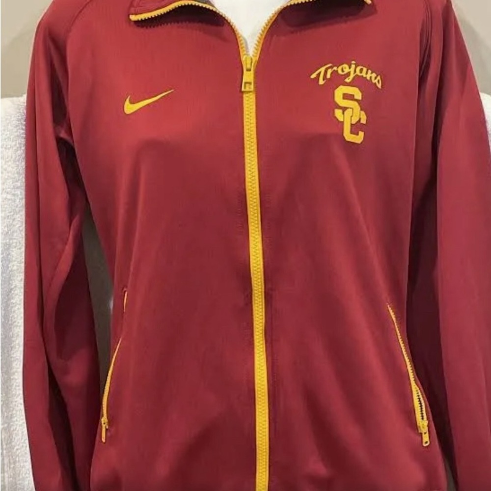 Nike x USC Trojan’s Women's Sz XS Nike Dri-Fit Zippered Sweatshirt